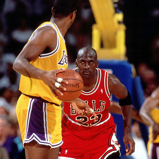Michael jordan guarding magic johnson Clearance